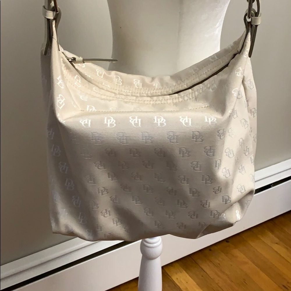 Dooney  & Burke cream cloth shoulder bag